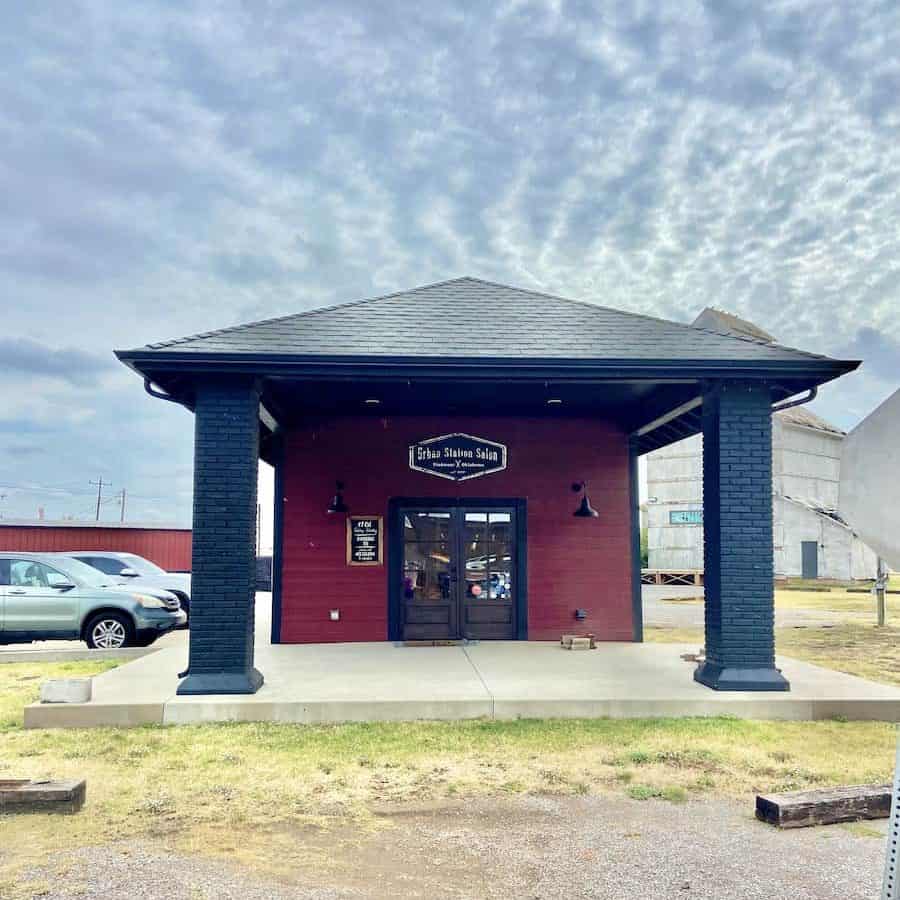 Urban Station Salon in Piedmont Oklahoma