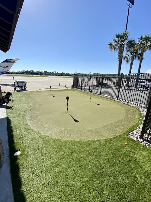 putting green at Golden Isles Aviation at St Simons Island Airport