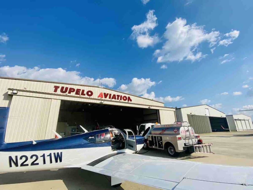 Hangar at Tupelo Unlimited Aviation